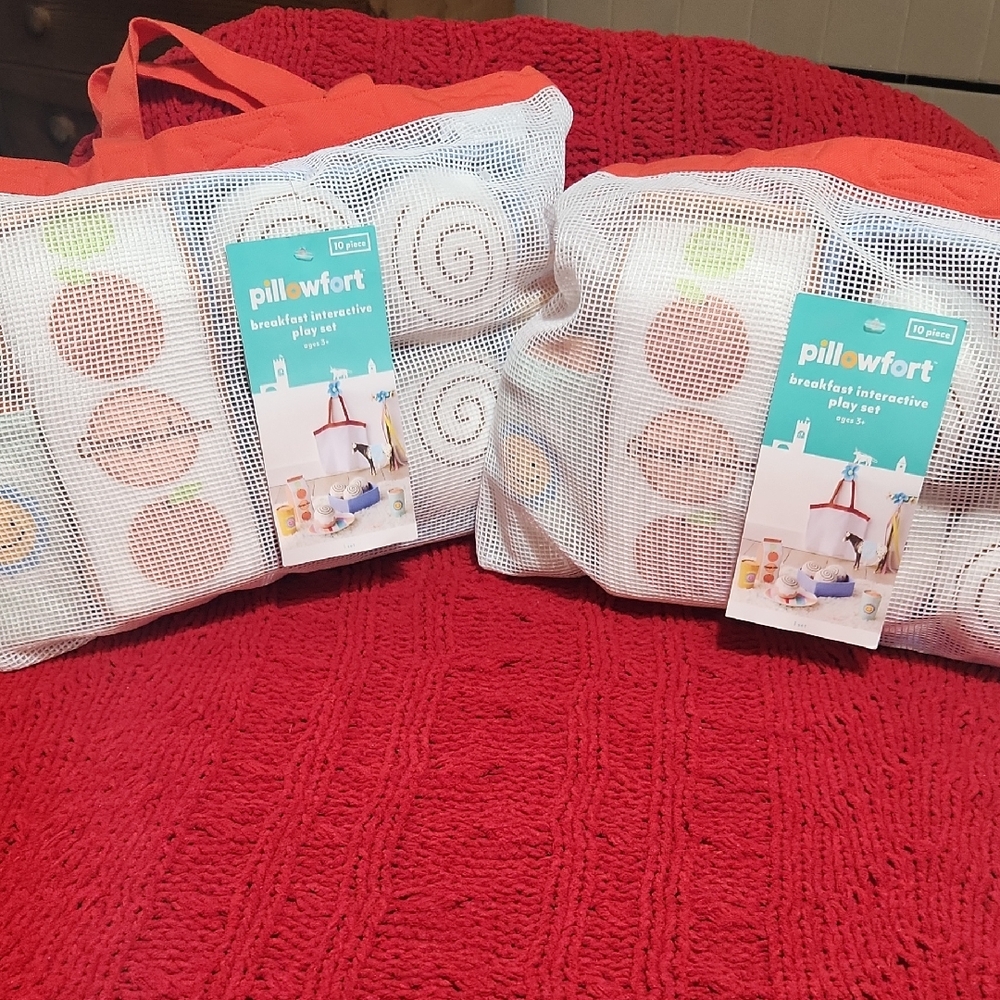 PILLOWFORT breakfast Interactive Playset.